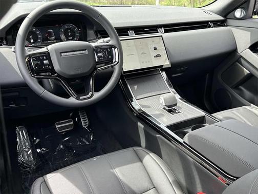 2026 Land Rover Range Rover Evoque Dynamic SE