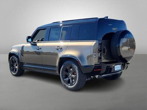 2025 Land Rover Defender 110 P400 X