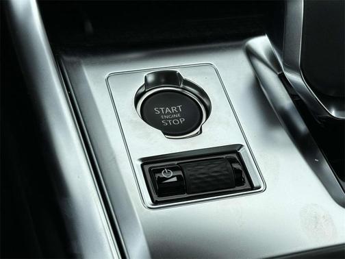 2024 Jaguar XF R-Dynamic SE P250 AWD Automatic