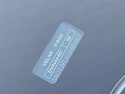 2025 Land Rover Range Rover Velar P400 Dynamic SE