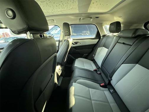 2025 Land Rover Range Rover Velar P400 Dynamic SE
