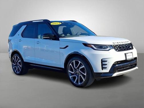 2024 Land Rover Discovery P300 Dynamic SE