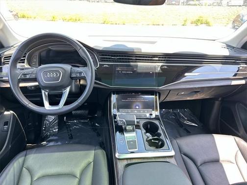 2021 Audi Q8 55 Premium Plus