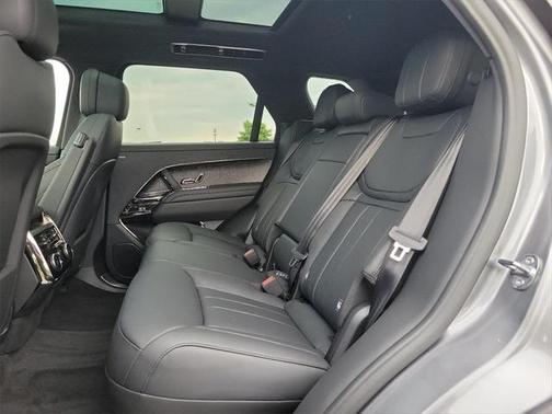 2024 Land Rover Range Rover Sport SE