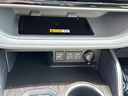 2024 Toyota Highlander Platinum