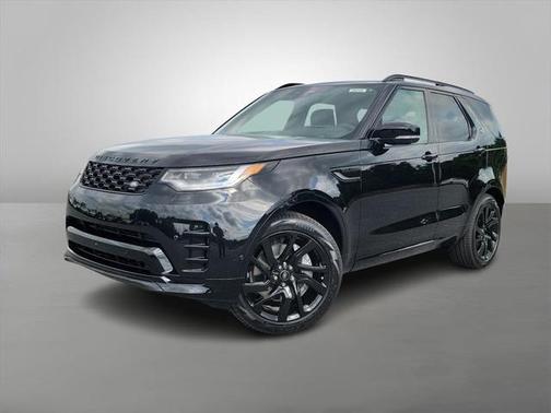 2024 Land Rover Discovery P300 Dynamic SE
