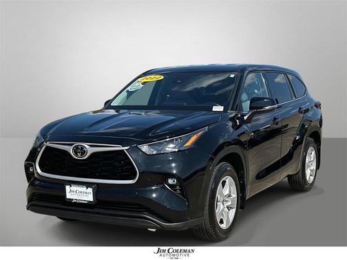 2022 Toyota Highlander LE