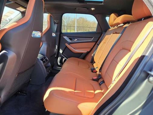 2026 Jaguar F-PACE R-Dynamic S P400 AWD Automatic