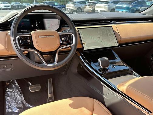 2025 Land Rover Range Rover Sport SE