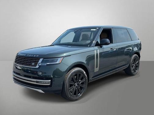 2025 Land Rover Range Rover P400 SE 7 Seat