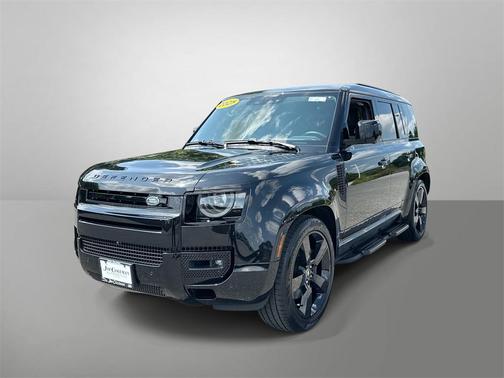 2025 Land Rover Defender 110 P400 X-Dynamic SE