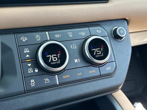 2025 Land Rover Defender 110 P500 X-Dynamic SE