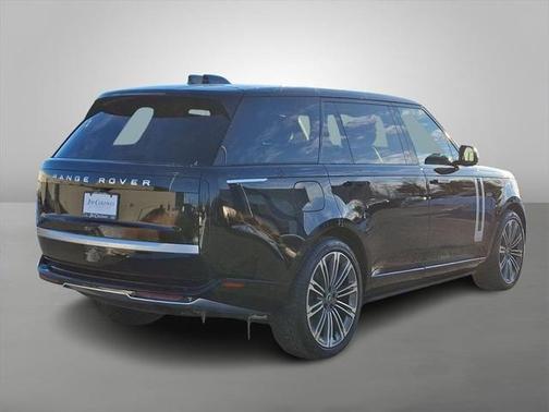 2025 Land Rover Range Rover Autobiography
