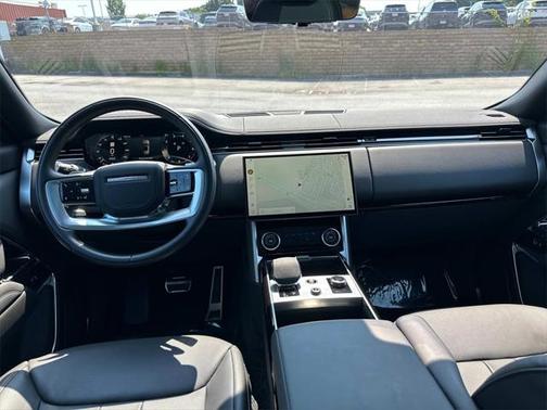 2023 Land Rover Range Rover P400 SE
