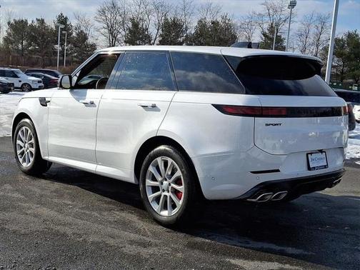 2025 Land Rover Range Rover Sport SE