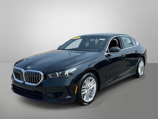 2025 BMW 530 i xDrive