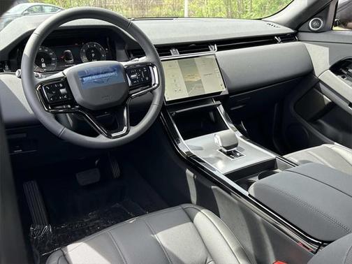 2026 Land Rover Range Rover Evoque Core S