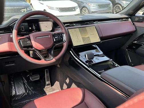 2025 Land Rover Range Rover Sport SE