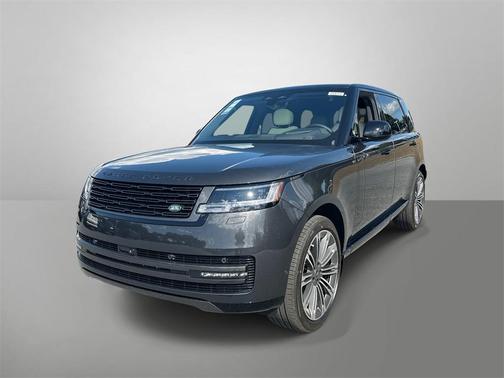 2025 Land Rover Range Rover P400 SE 7 Seat