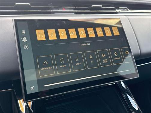 2025 Land Rover Range Rover Sport SE
