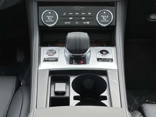 2026 Jaguar F-PACE R-Dynamic S P400 AWD Automatic