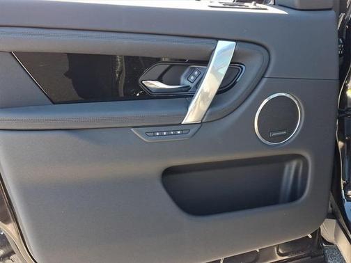 2025 Land Rover Discovery Sport S