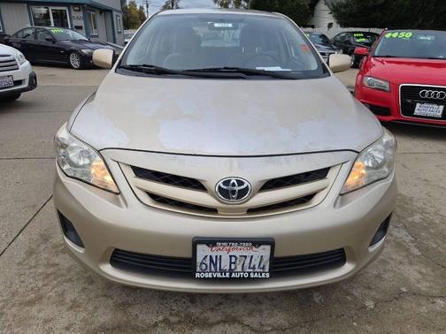 2011 Toyota Corolla LE