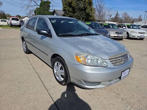 2004 Toyota Corolla CE