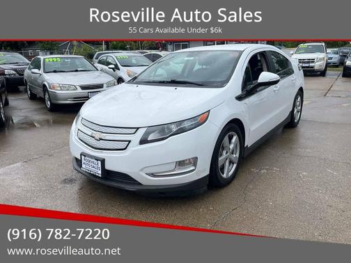 White 2015 Chevrolet Volt Base
