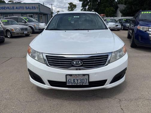 White 2010 Kia Optima LX