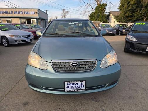 2005 Toyota Corolla LE