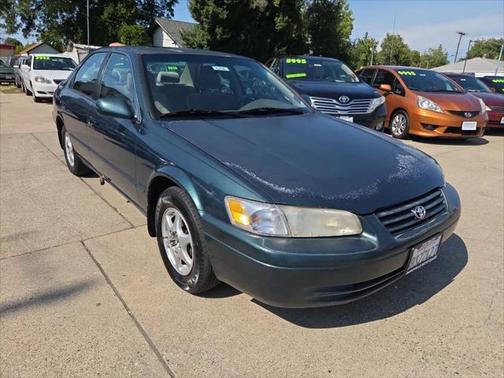 1998 Toyota Camry LE