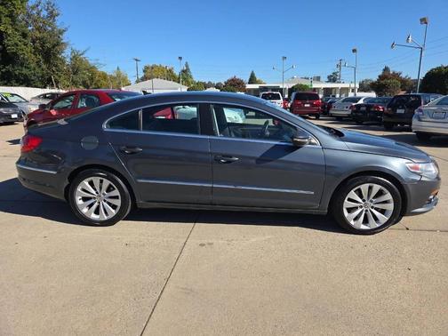 2009 Volkswagen CC Sport