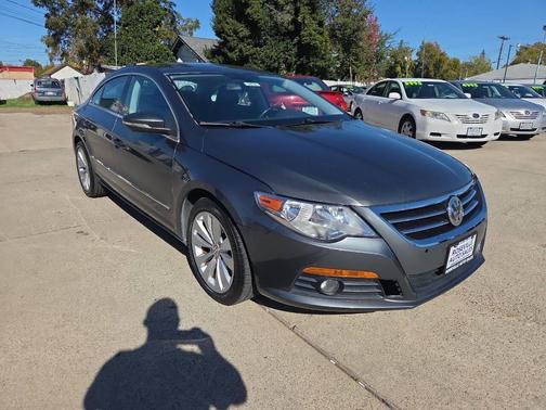 2009 Volkswagen CC Sport