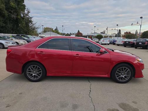 2013 Toyota Camry SE