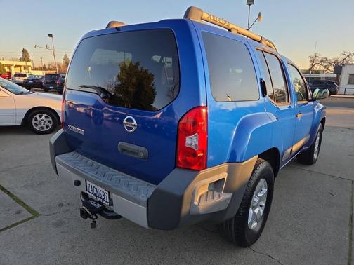 2012 Nissan Xterra S