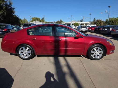 2004 Nissan Maxima SL