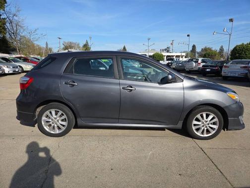 2010 Toyota Matrix S