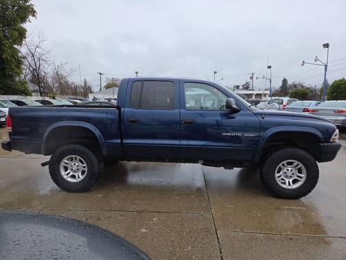 2002 Dodge Dakota Sport Quad Cab