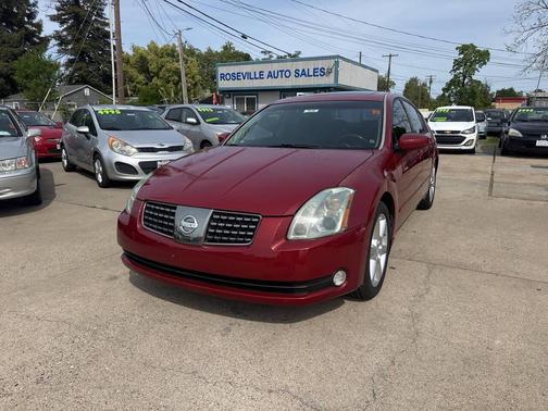 Red Opulence Metallic 2005 Nissan Maxima SE