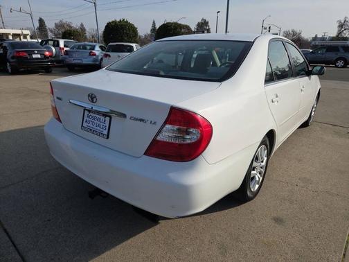 2003 Toyota Camry LE