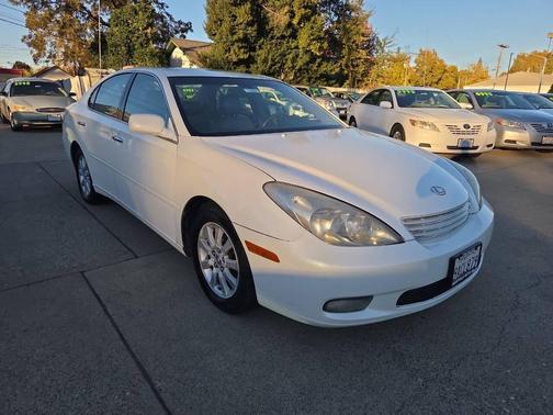 2002 Lexus ES 300 Base
