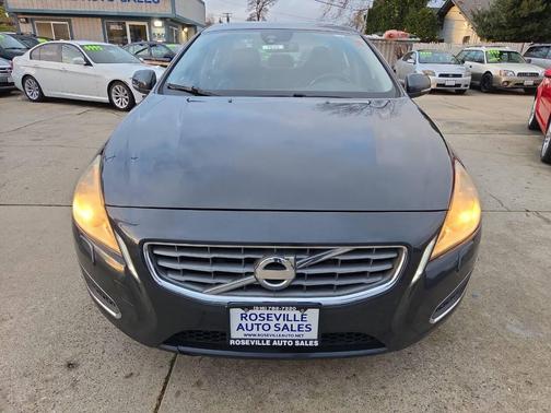 2013 Volvo S60 T5 Premier