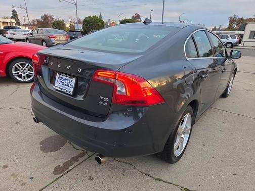2013 Volvo S60 T5 Premier