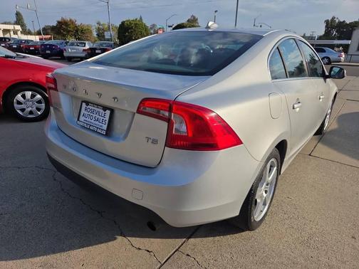 2012 Volvo S60 T5