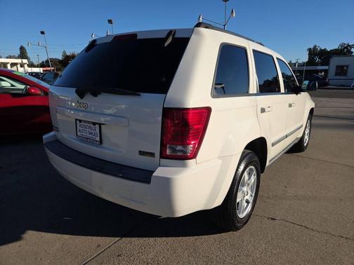 2007 Jeep Grand Cherokee Laredo