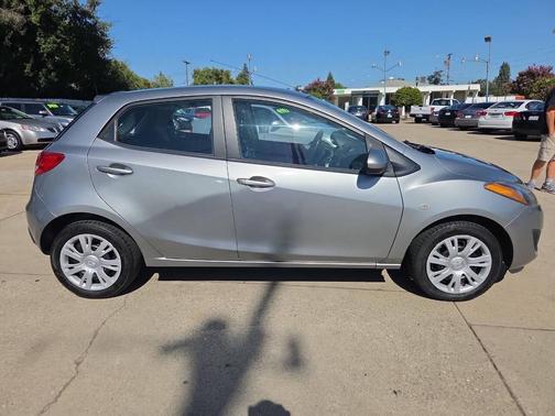 2013 Mazda Mazda2 Sport