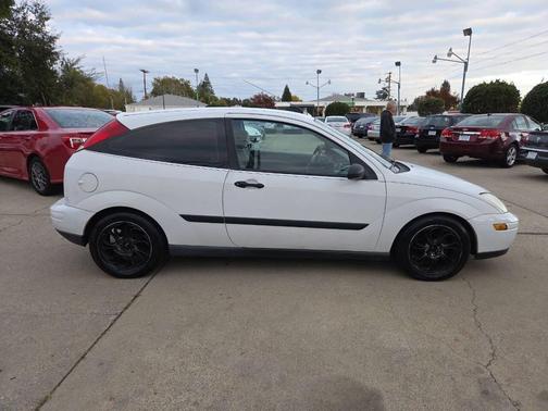 2000 Ford Focus ZX3