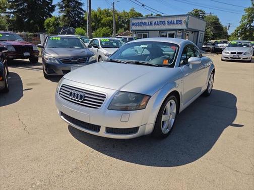 2000 Audi TT Base