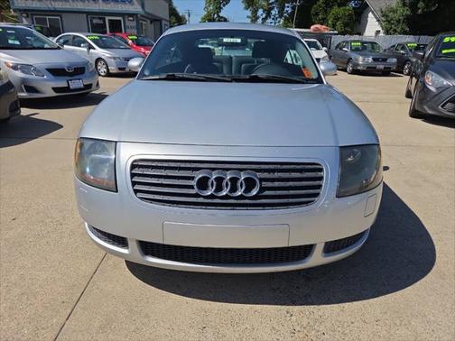 2000 Audi TT Base